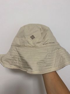 Columbia hat