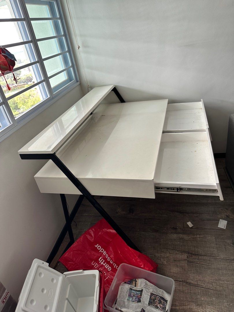Computer table (Designer) (Category: Tables & Sets) located in Singapore. Submitted by serenityzy (Listing ID 1218798200, Image 2). Description: Shifting to new house hence selling, fully functional designer computer/ study table. Have some scratches on table, not for fussy buyers. Can deal anytime from 10th March onwards.