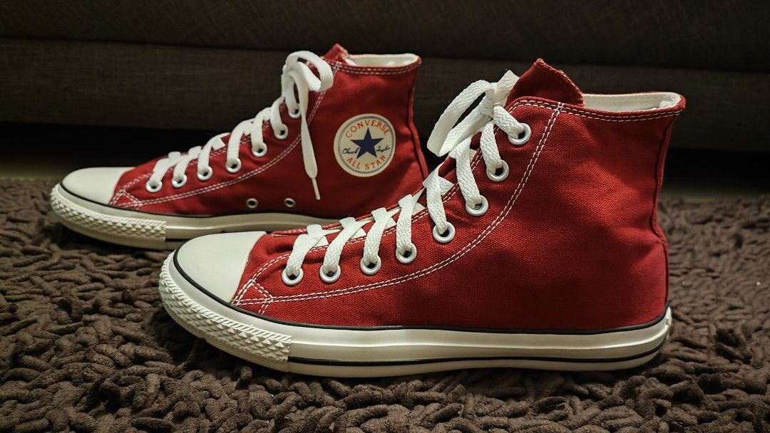 High cut red converse top