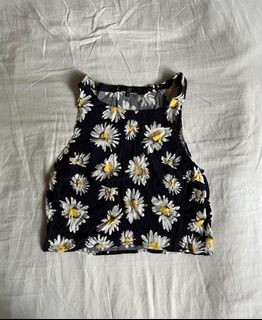 (Category: ) located in . Submitted by lnfwardrobe (Listing ID 1218926525, Image 1). Description: .