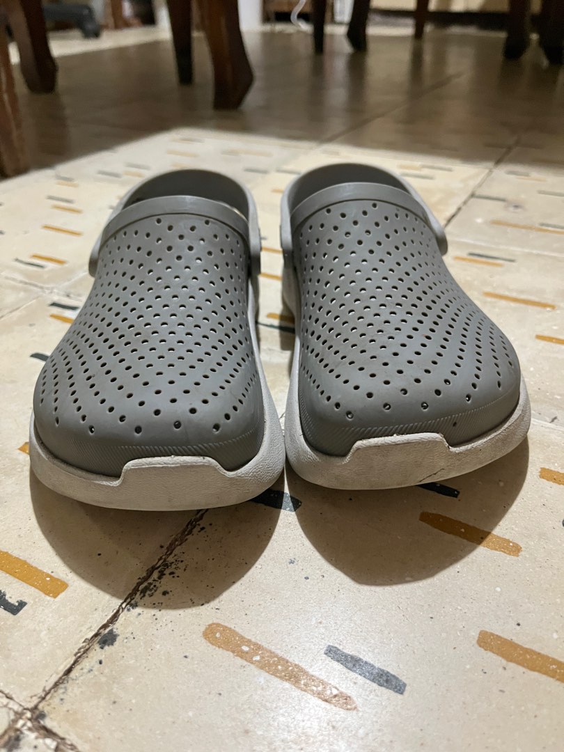 Like Ride Crocs Crocs Lite Ride on Carousell