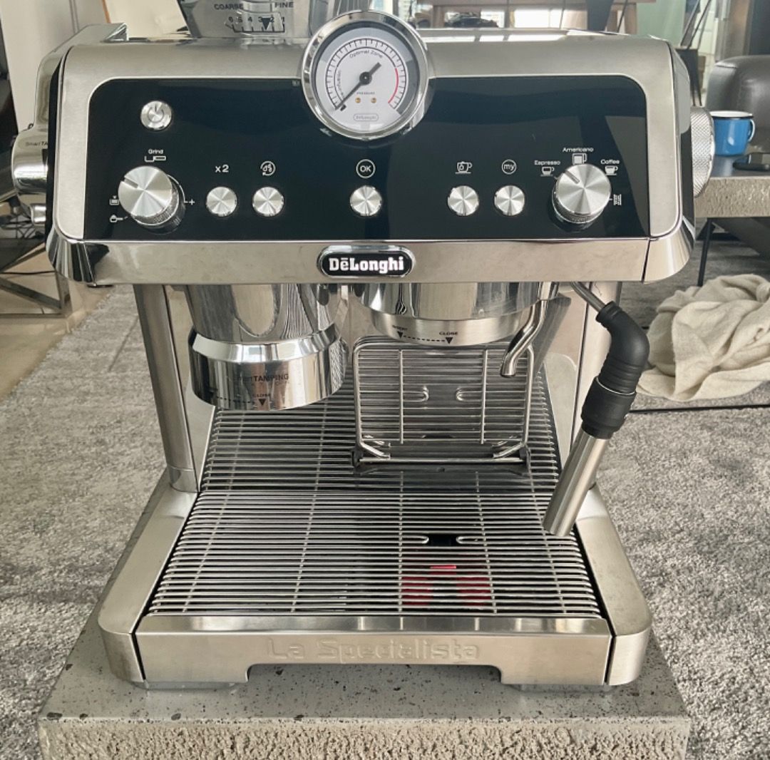 DeLonghi La Specialista espresso machine, TV & Home Appliances, Kitchen