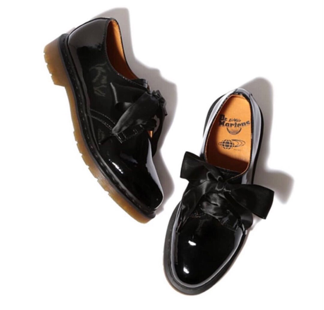 Dr Martens x BEAMS 黑色厚底鞋, 女裝, 鞋, Loafers - Carousell