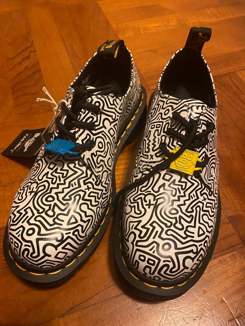 DR. MARTENS x KEITH HARING 1461 KH FIG, 女裝, 鞋, 靴- Carousell