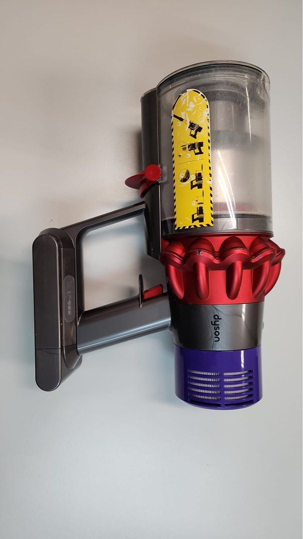 Dyson V10 Fluffy with Warranty, Furniture & Home Living, Cleaning