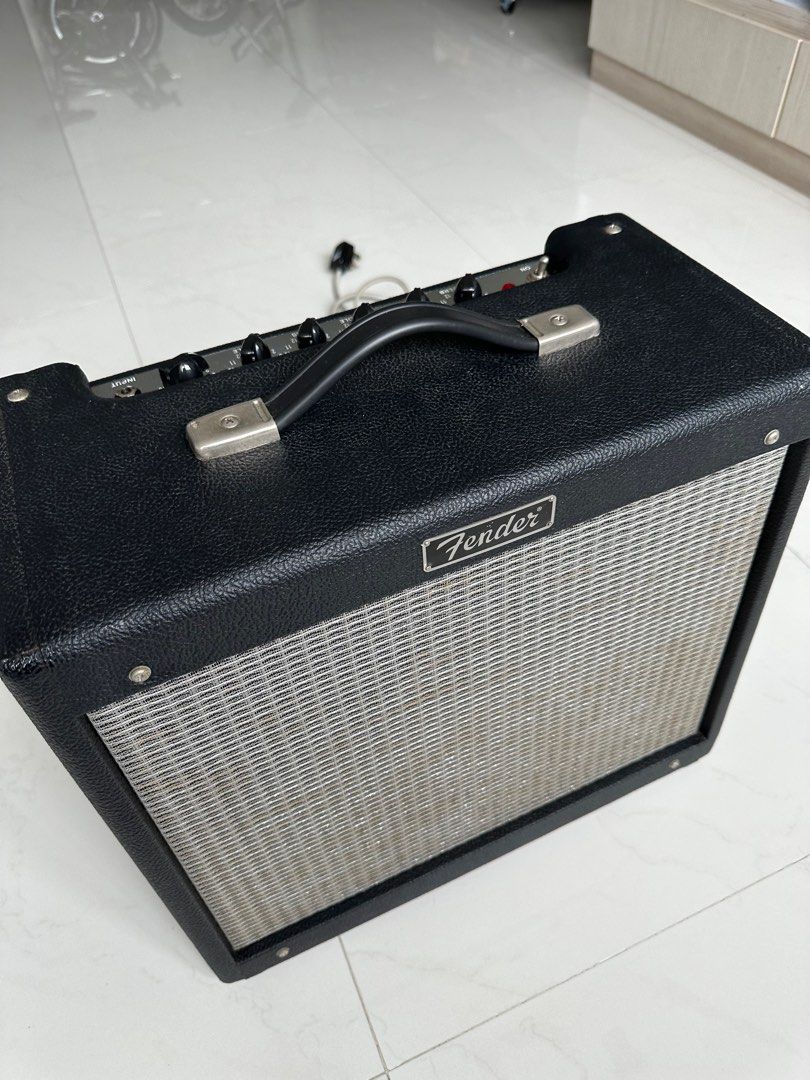 Fender Blues Junior guitar amp, Hobbies & Toys, Music & Media, Musical