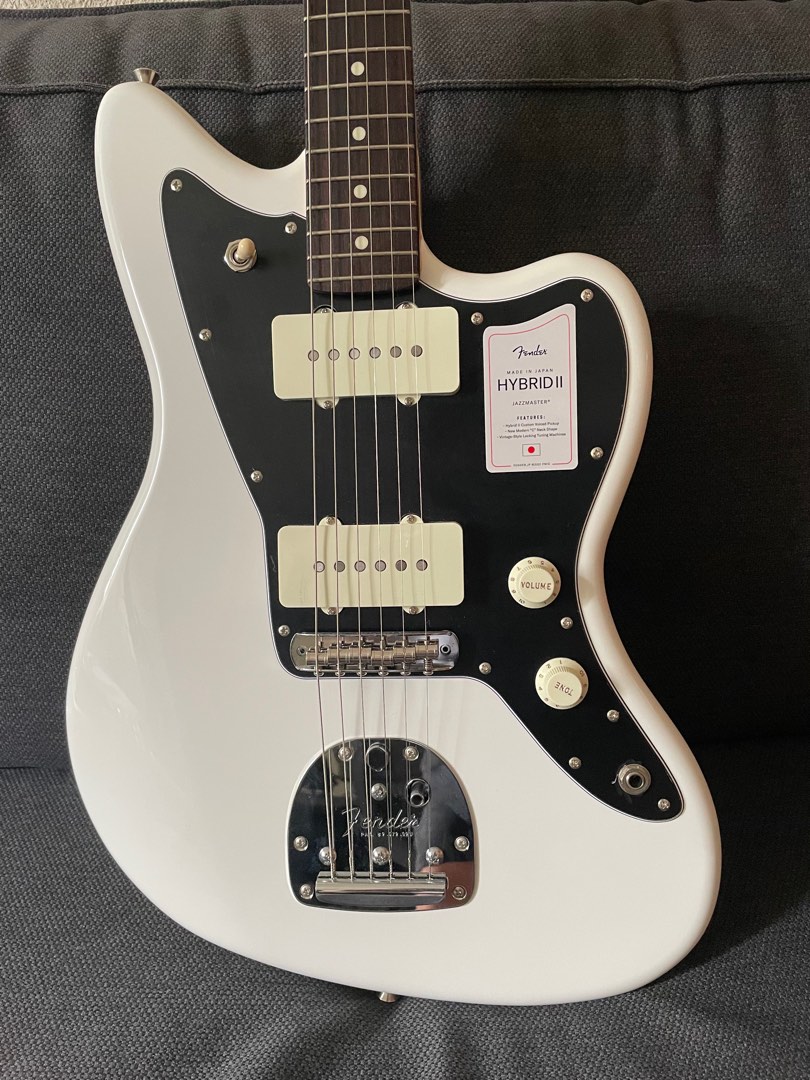 Fender Hybrid II Jazzmaster (2022), Hobbies & Toys, Music & Media