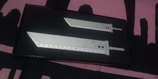 Final Fantasy VII Remake Metal Ruler Set- Buster Sword