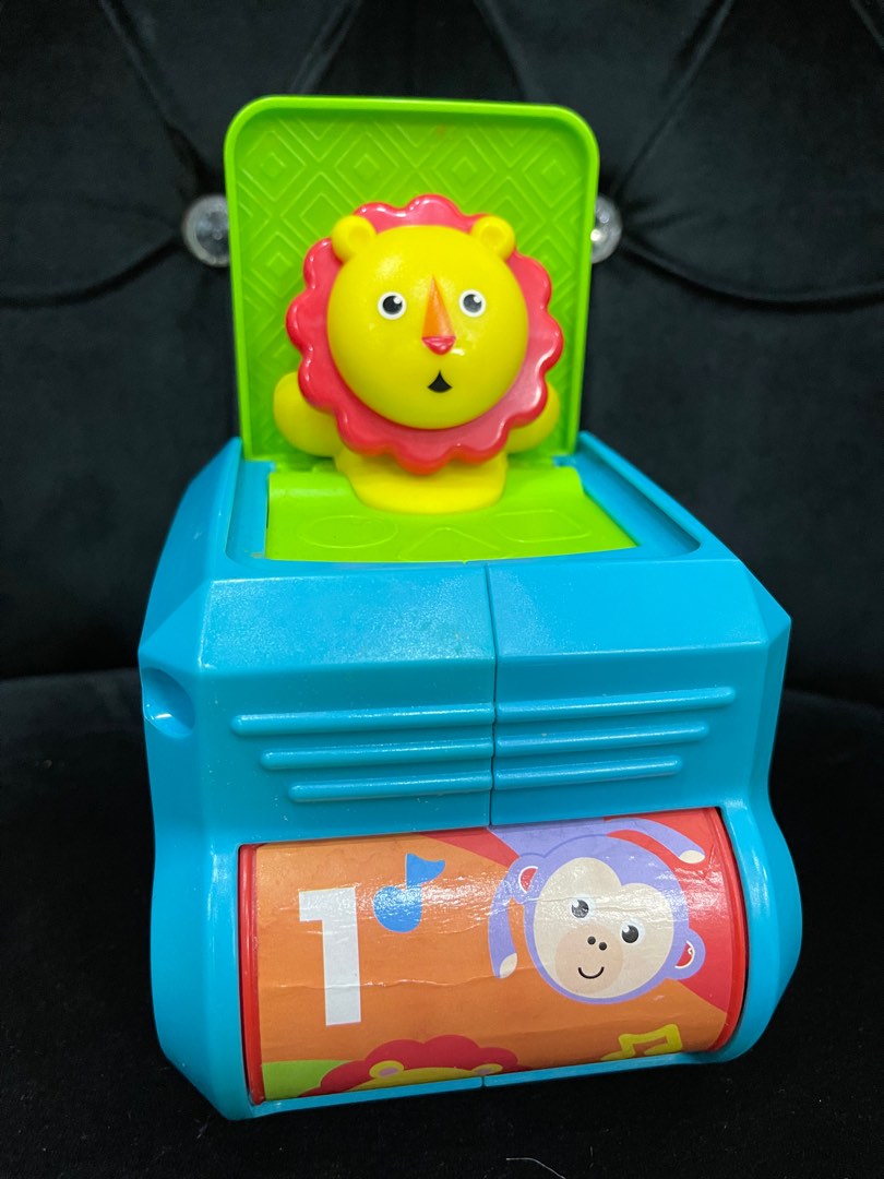 Fisher price spin and surprise lion 2025