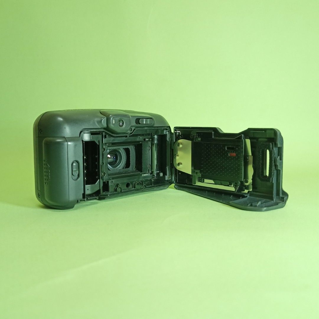 Fuji DL700 35mm Film Camera, Photography, Cameras on Carousell