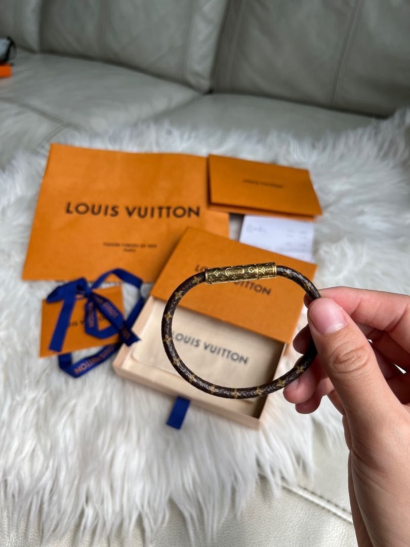 Louis Vuitton Monogram Canvas Confidential Bracelet (SHF-KanG4l)