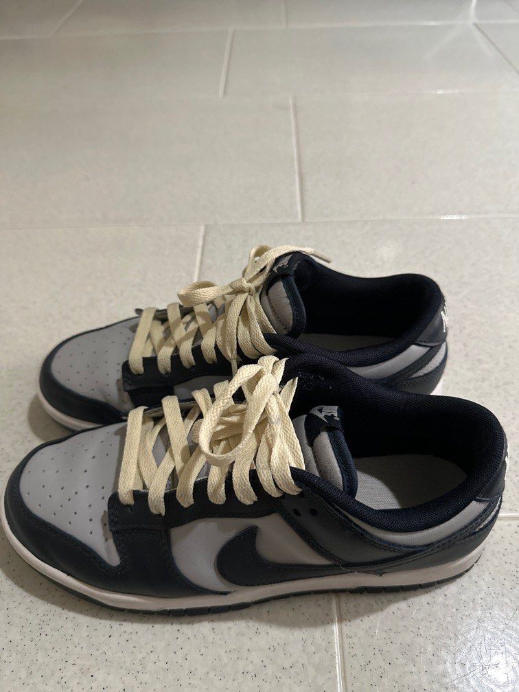 Dunks, Women's Fashion, Footwear, Sneakers on Carousell