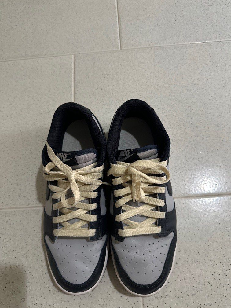 Dunks, Women's Fashion, Footwear, Sneakers on Carousell