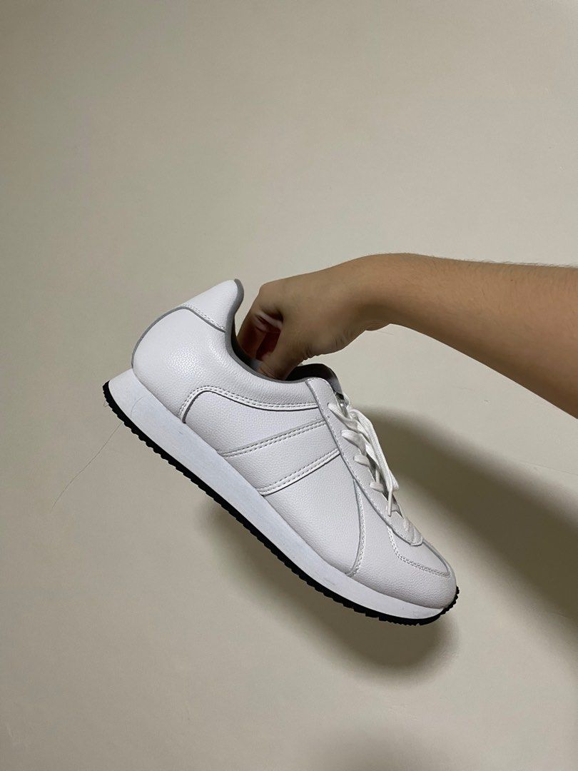 German Trainer Reproducted Edition Model on Carousell