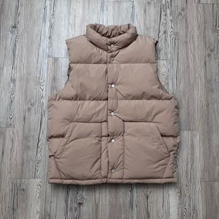 GU 羽絨背心