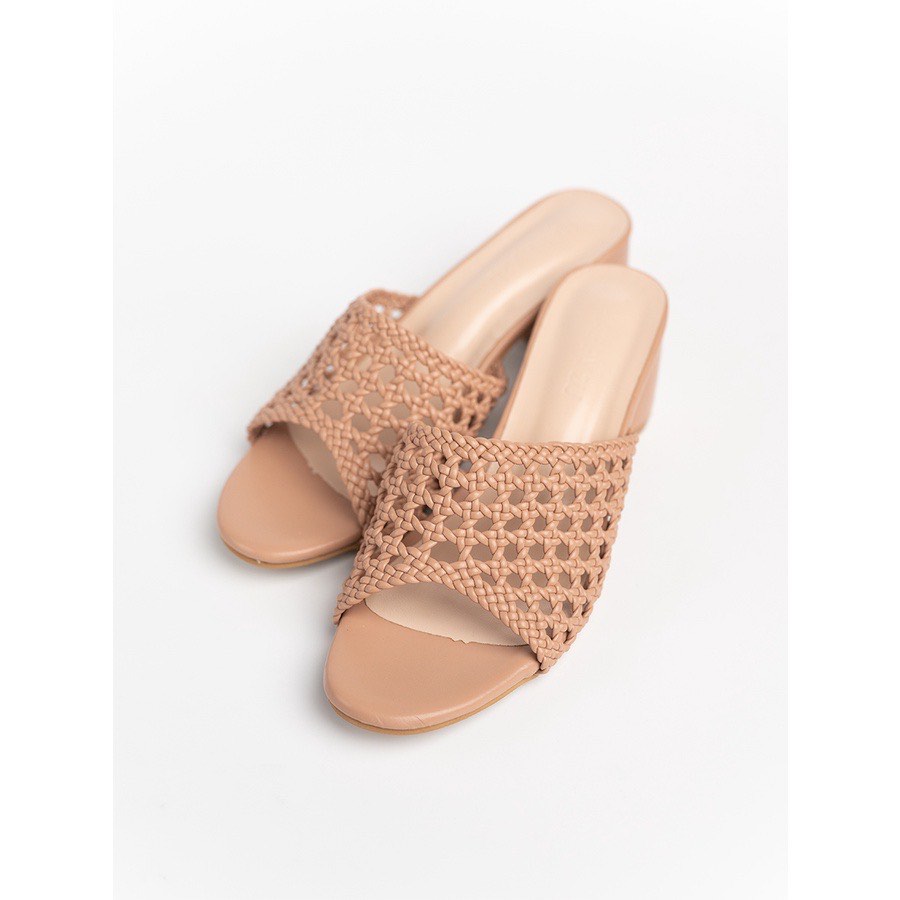 Happy2U Moana Heels Mules, Women's Fashion, Footwear, Heels on Carousell