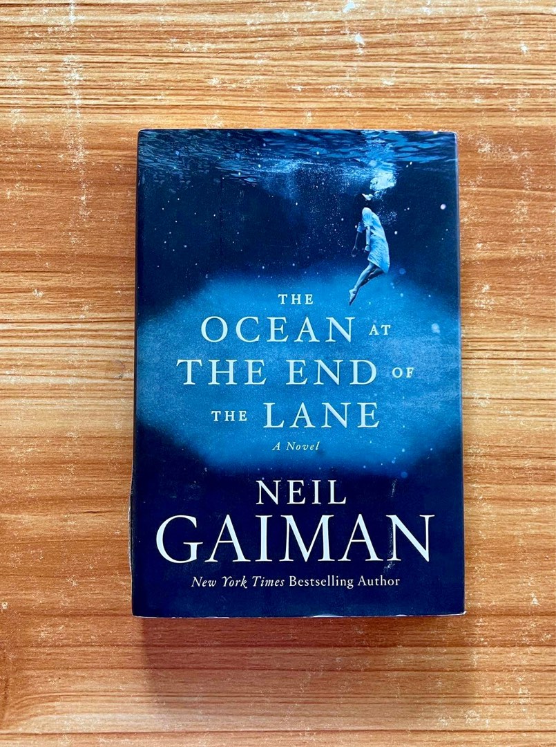 [HB] The Ocean at the End of The Lane by Neil Gaiman on Carousell