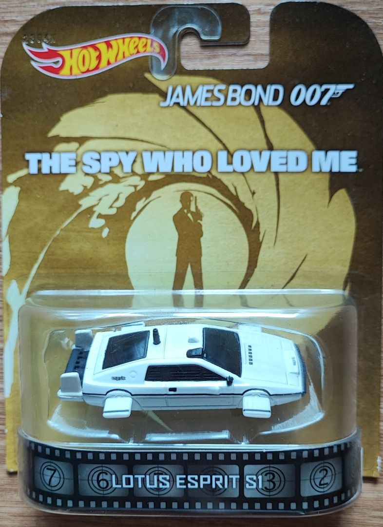 Hot Wheels 1:64 Lotus Esprit S1 James Bond 007 "The Spy Who Loved