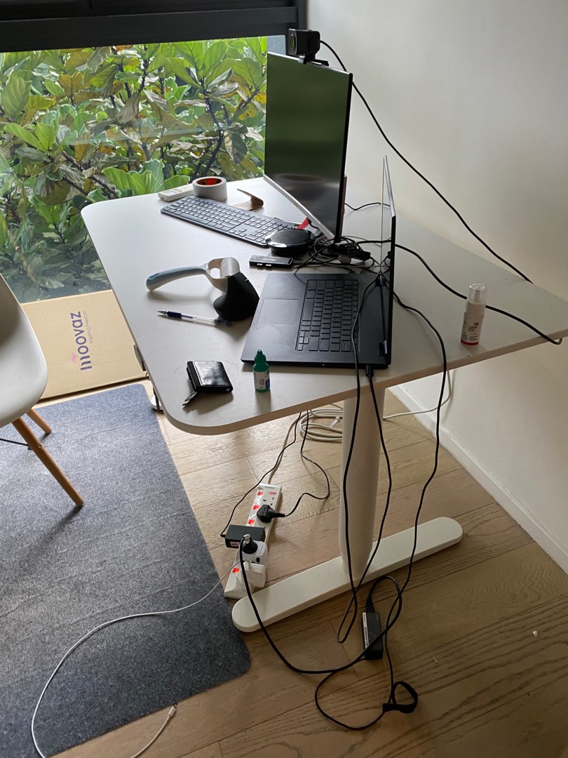 IKEA Bekant Table can adjust height, Furniture & Home Living