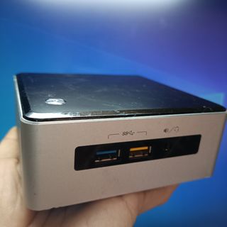 超迷你電腦ECS Liva Core NUC; Intel Core M-5Y10C; 4GB Ram; 120GB 