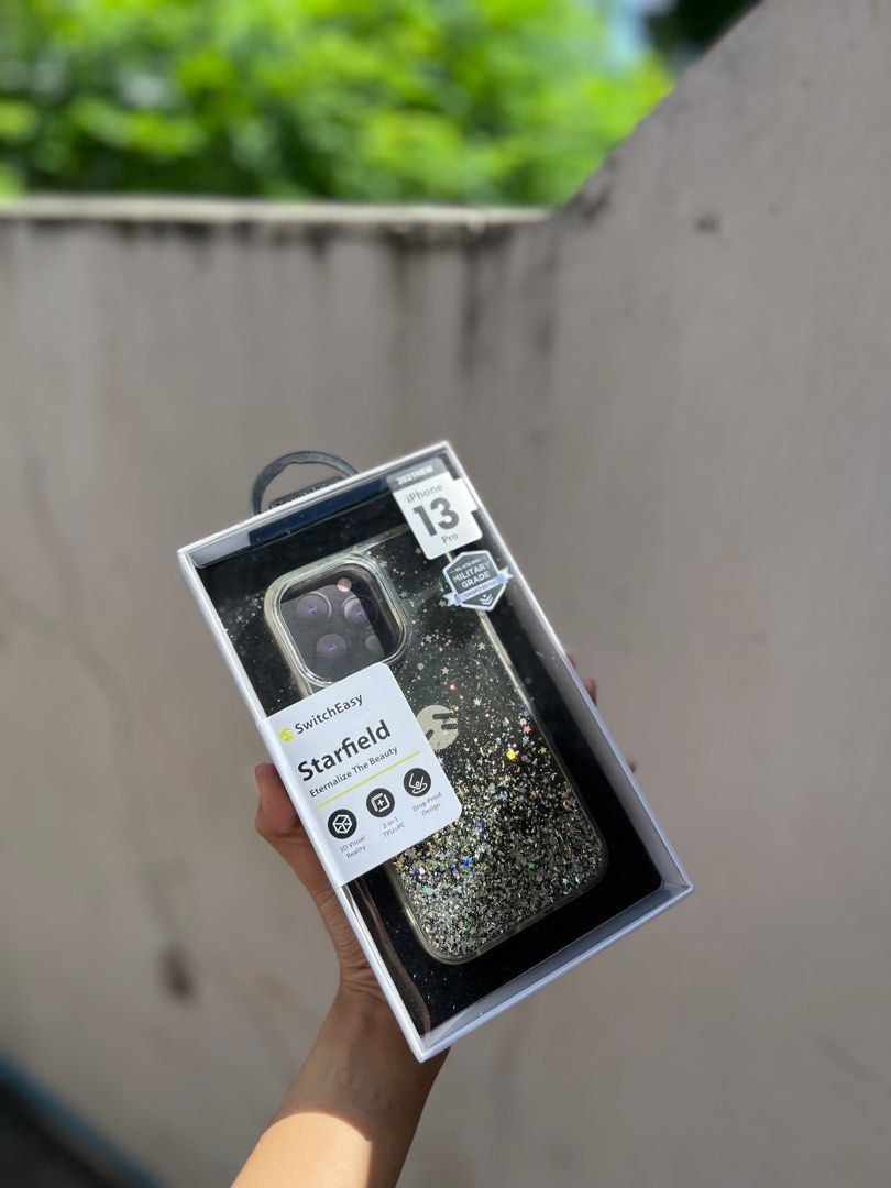iPhone 13 Pro Starfield Case (Category: Cases & Sleeves) located in San Pedro. Submitted by grumpyunicorn (Listing ID 1218767153, Image 2). Description: Authentic SwitchEasy Case Bought Sept 2022 in PowerMac Lightly used RFS: Not a fan of glitter anymore 😅 Issue: slight yellow tone.