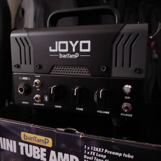JOYO BanTamp Zombie Tube Guuta Amp 20 Watts with Bluetooth