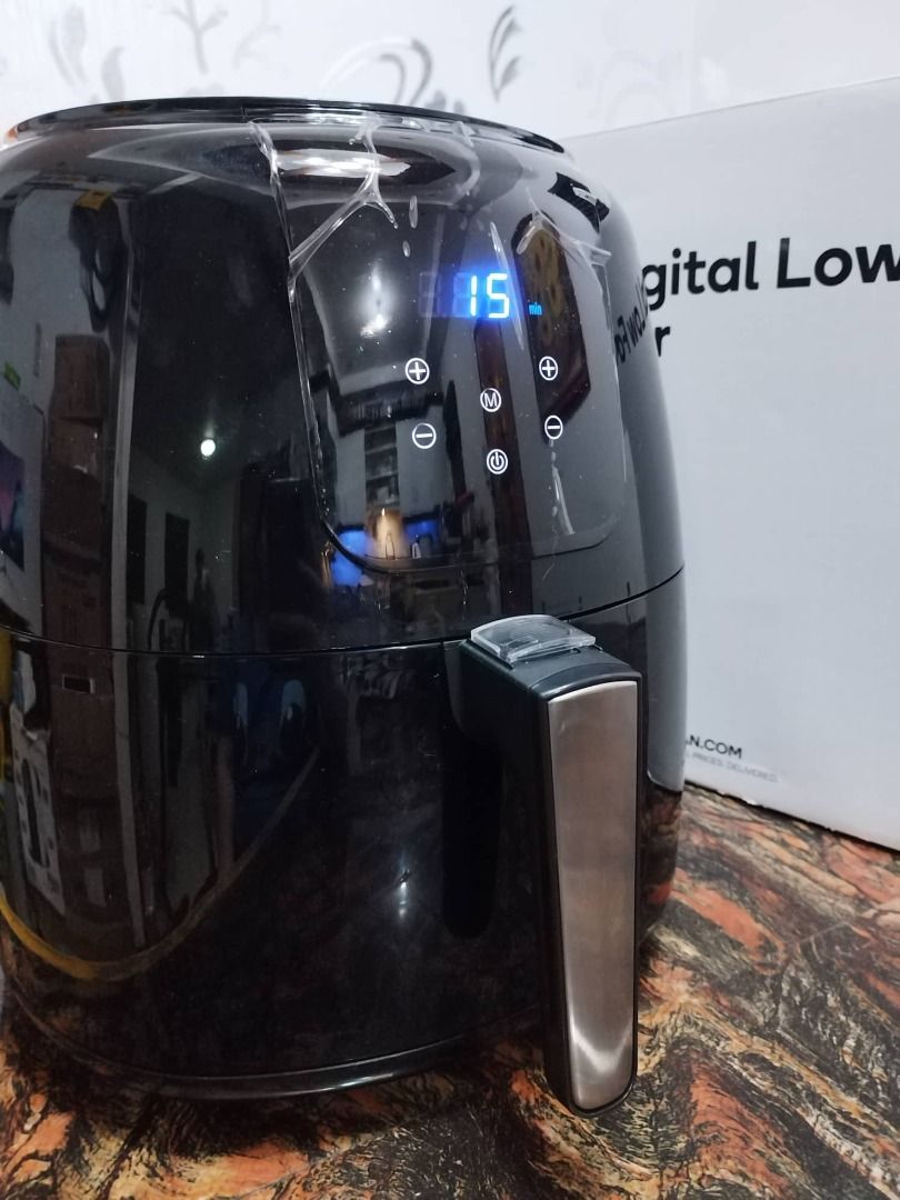 Kogan 8.2L Digital Low Fat Air Fryer on Carousell