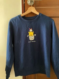LATIV TSUM TSUM聯名 迪士尼大學踢 藏青色 小熊維尼上衣 #23開學季