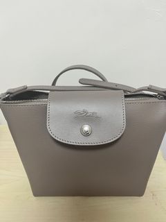 （分類：）位於 。 由 jsjis 提交（商品編號 1218893165，圖片 1）。簡介： 。