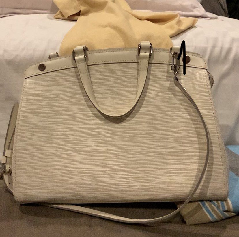 Louis Vuitton Ivory Epi Brea GM Louis Vuitton