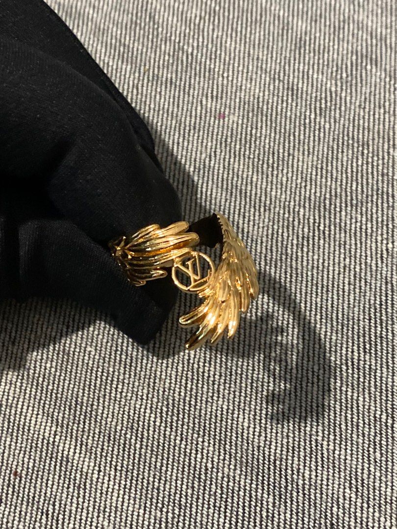Lv angel top ring