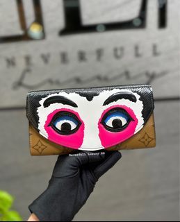 Louis Vuitton Sarah Kabuki Mask Wallet