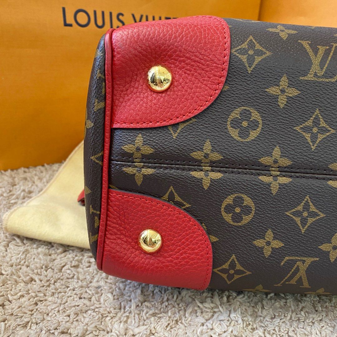 Louis Vuitton Retiro NM Red, Luxury, Bags & Wallets on Carousell