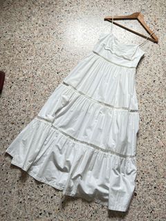 (Category: ) located in . Submitted by secondhandbrandedclothes (Listing ID 1218803150, Image 1). Description: .