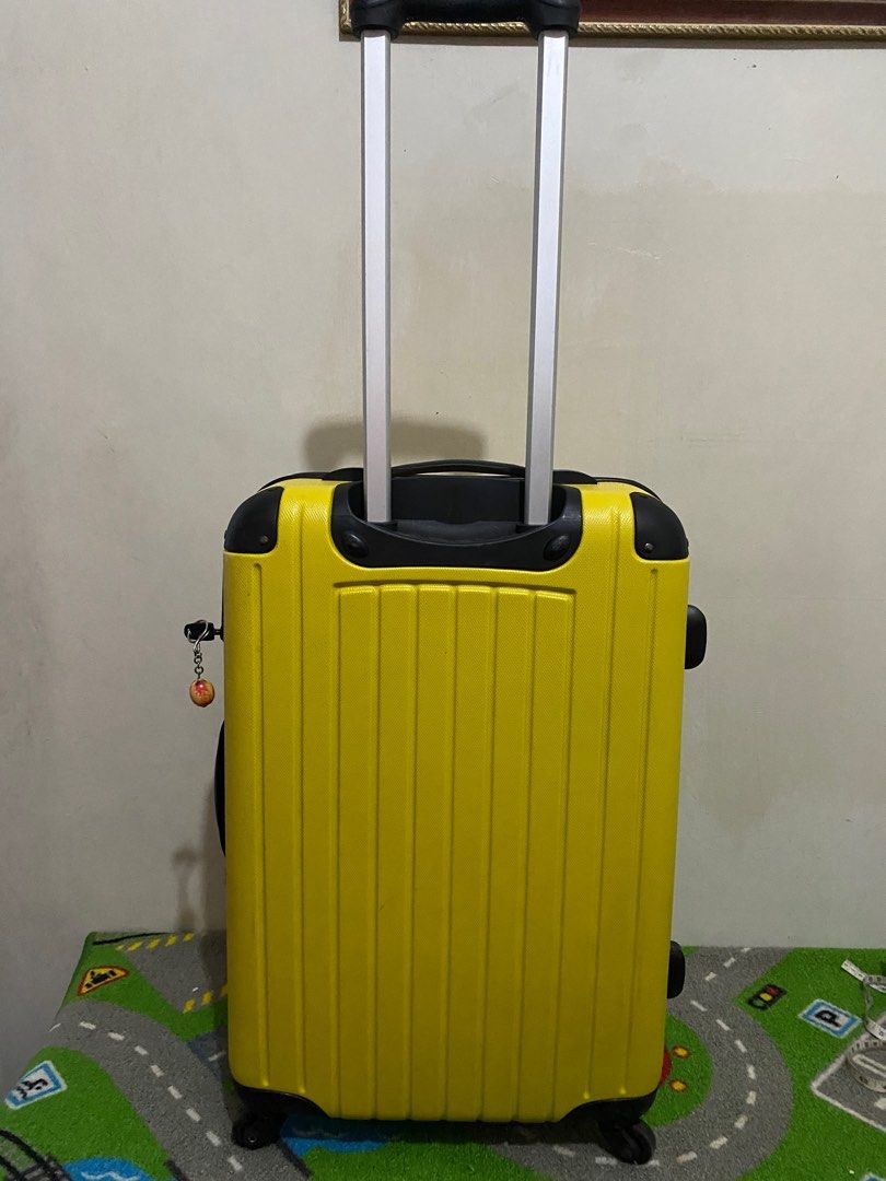 Pia hand luggage discount