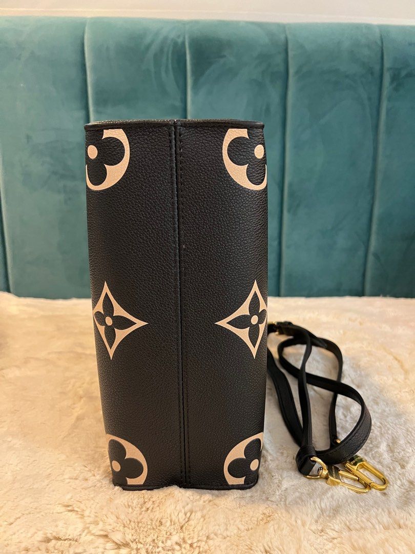 LV Onthego PM Size, Luxury, Bags & Wallets on Carousell