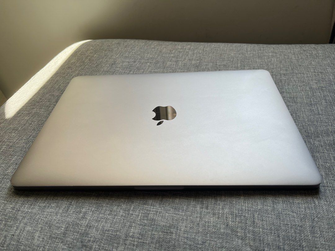 MacBook Pro 2017 Logic Pro付-
