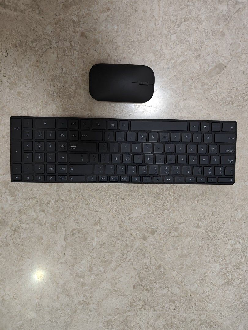 Microsoft Designer Bluetooth keyboard and mouse set, Computers & Tech
