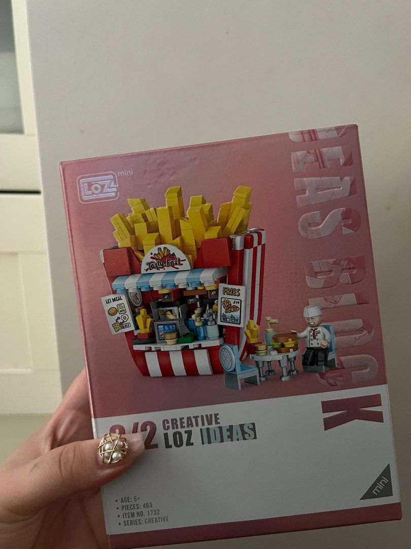 Mini lego (Category: Lego & Building Sets) located in Singapore. Submitted by yonjieyeee (Listing ID 1218831770, Image 1). Description: Buy before no time play.