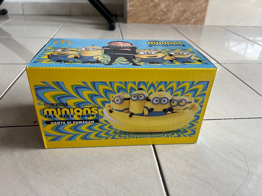 Minion mcd food drink carrier, Hobbies & Toys, Collectibles