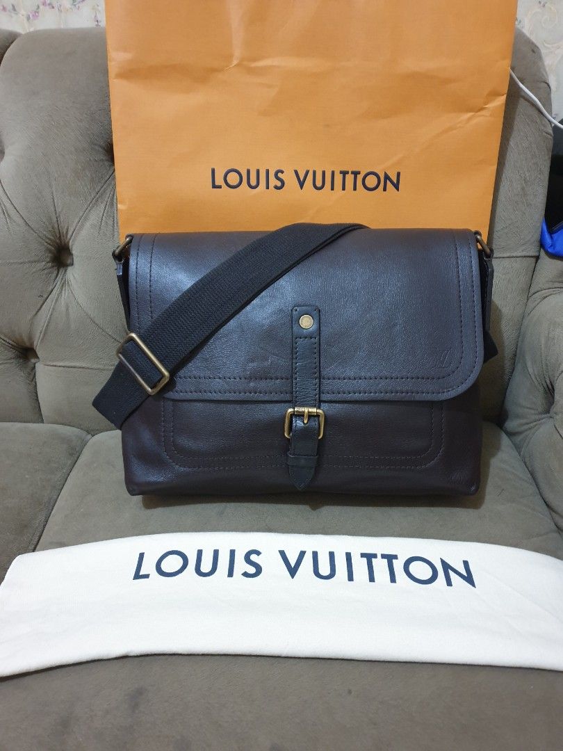 Jual authentic tas selempang pria kulit sling bag louis vuitton lv