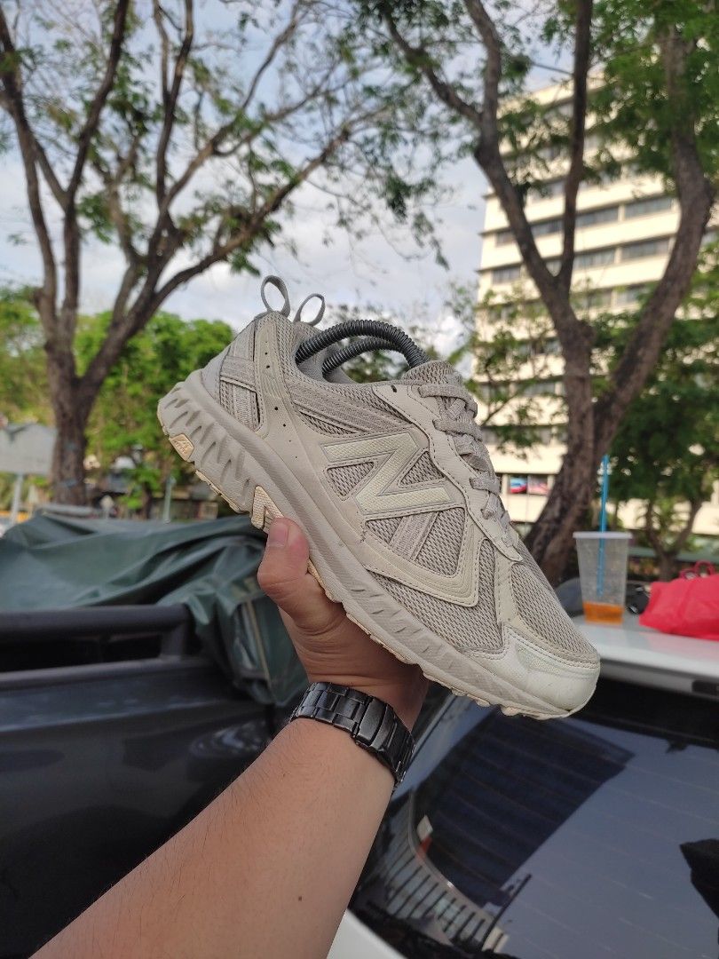 New Balance 410