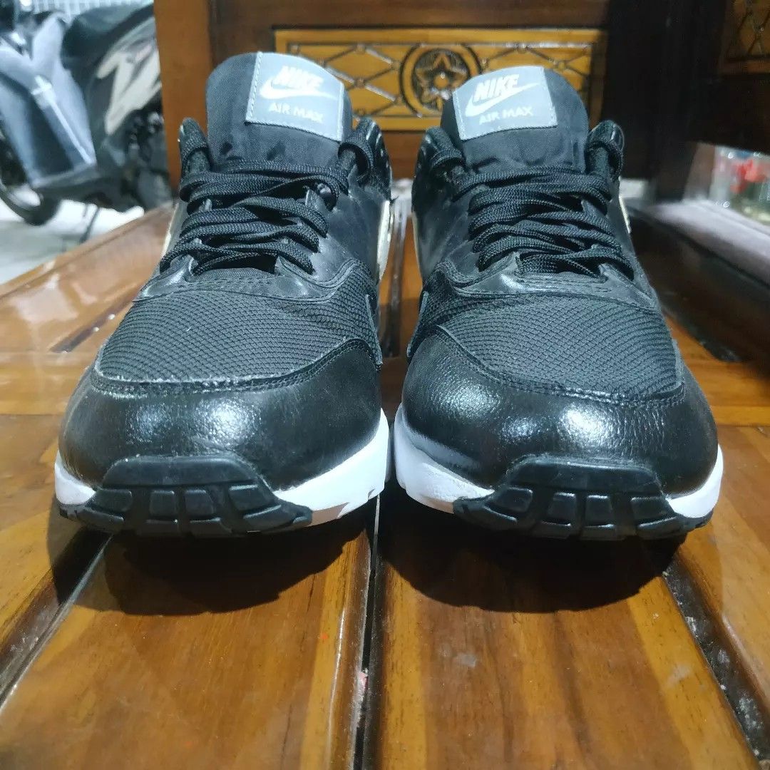 Nike air max 1 ultra essentials black & sail Clearance