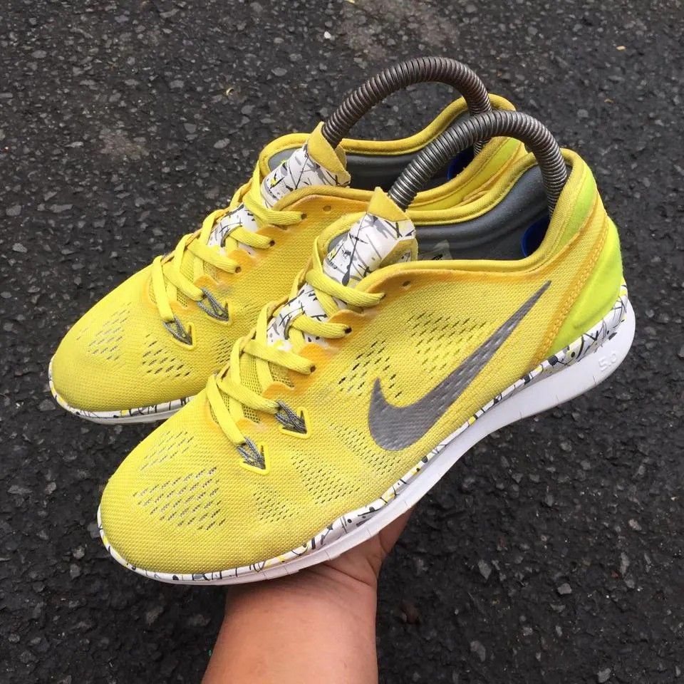 Nike free hotsell tr5 print