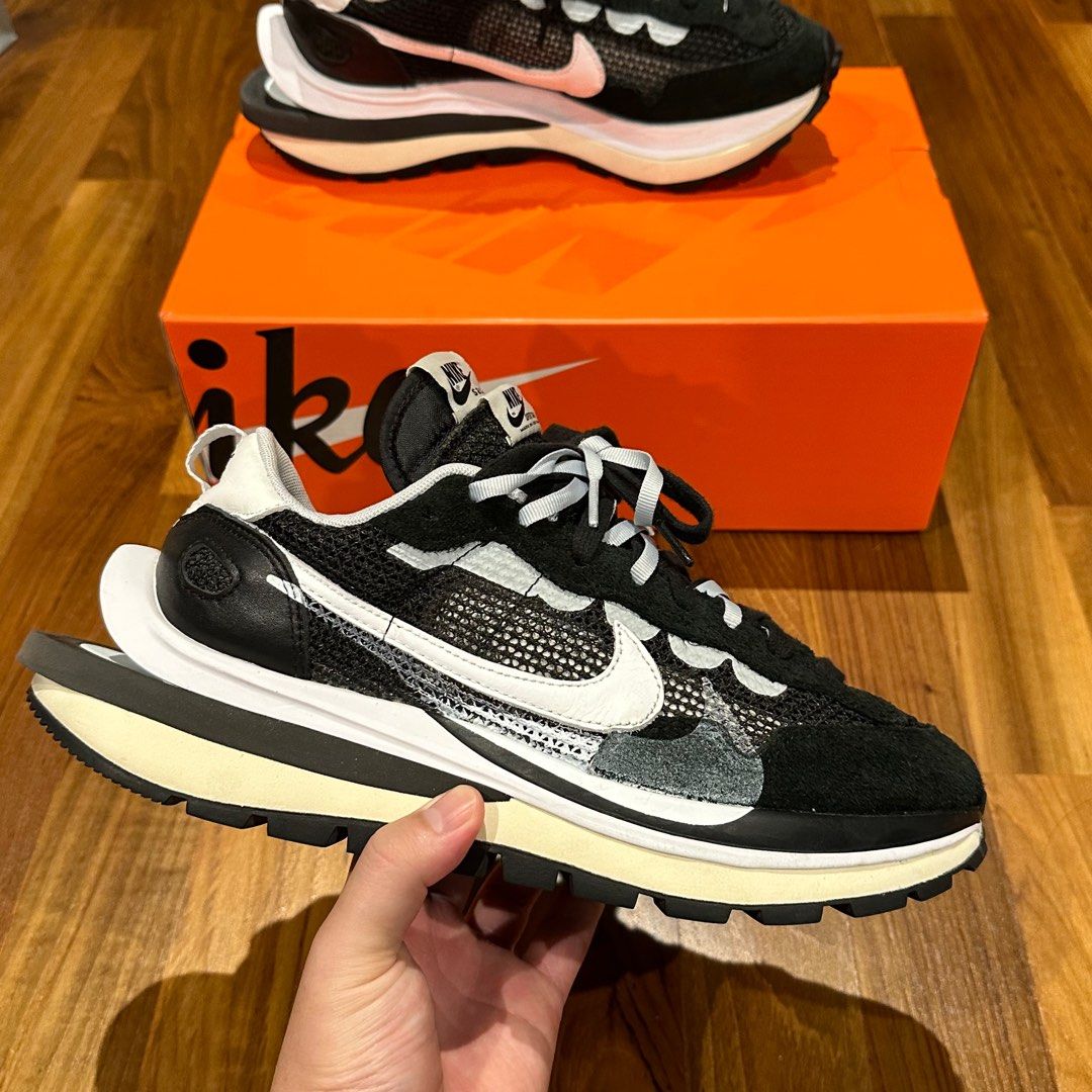 Nike x Sacai Vaporwaffle US9 Men s Fashion Footwear Sneakers on Carousell