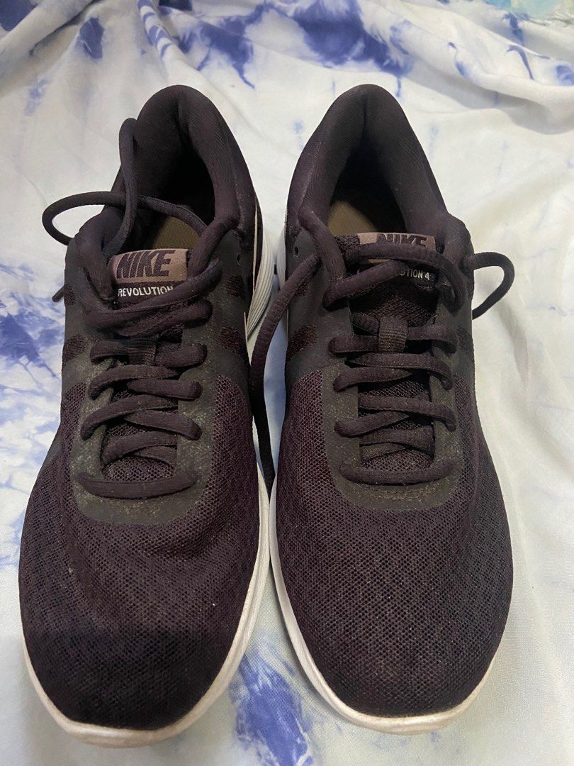 wmns nike side 1