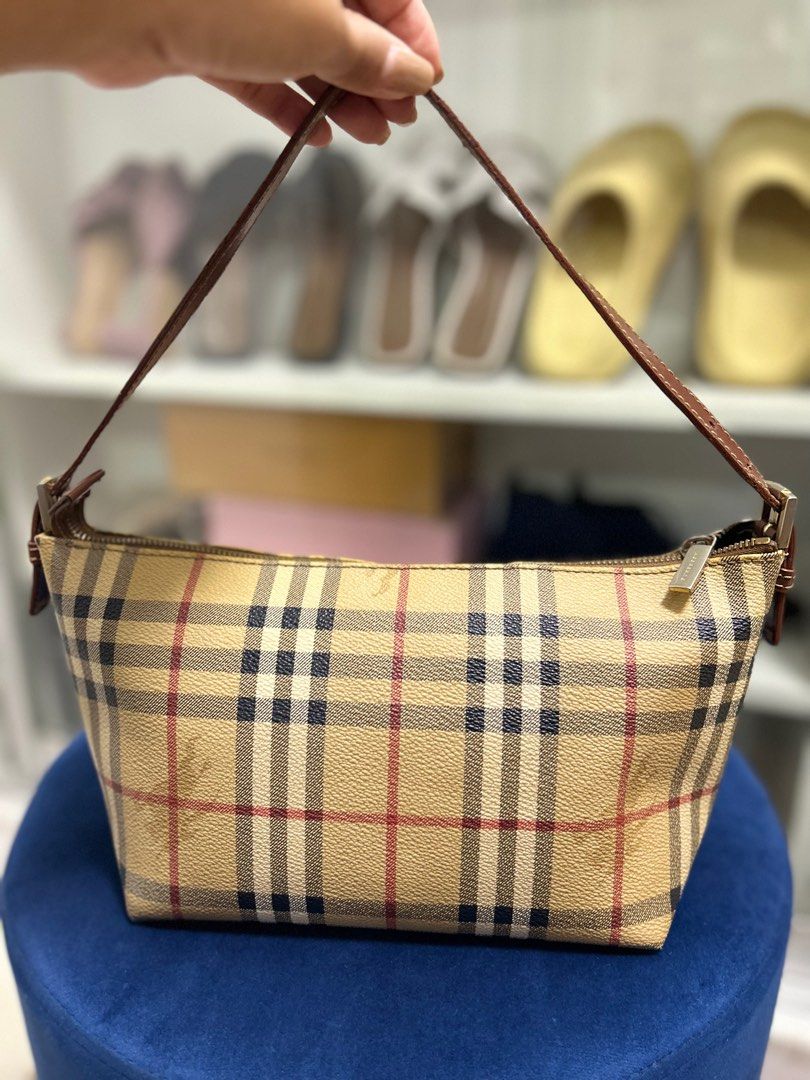 Original vintage Burberry Bag, Luxury, Bags & Wallets on Carousell