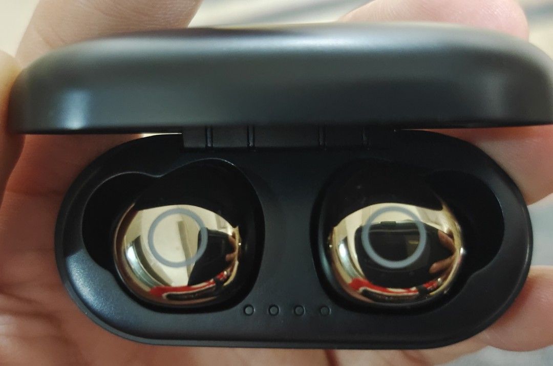 Q65 on sale pro earbuds
