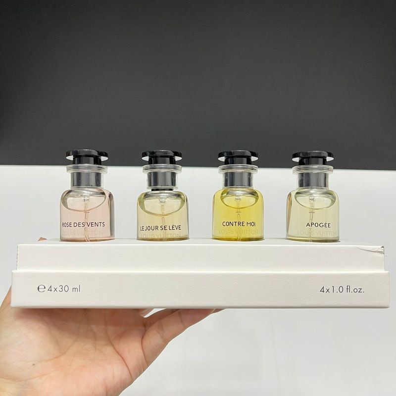 Parfum louis vuitton gift set best seller EDP 4 x 30ml, Kesehatan