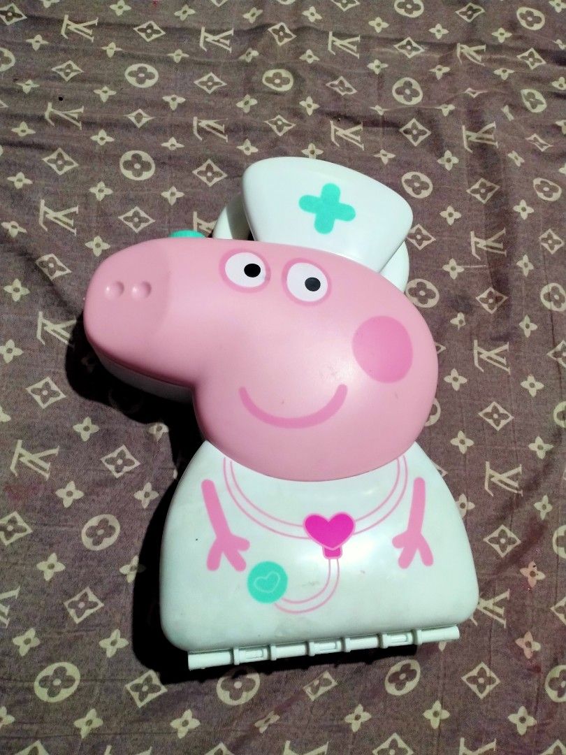 Argos peppa best sale pig doctors set